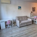 Rent of a spacious 1-room apartment with parking, Varna, Bulgaria